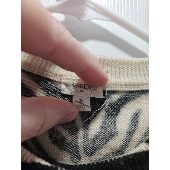 J. Crew 100% Merino Wool Zebra Animal Print Cardigan Size S - Picture 2 of 10